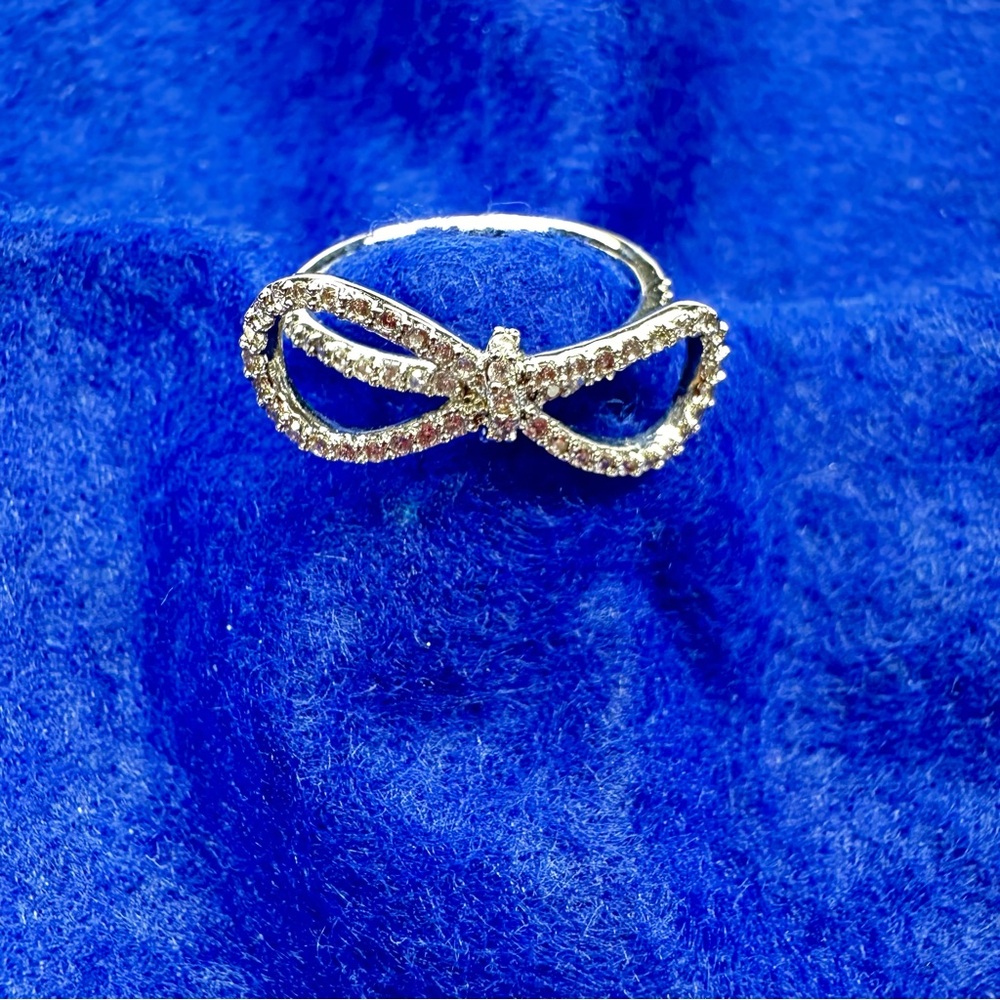 Banana Republic Sparkle Bow Ring, 8